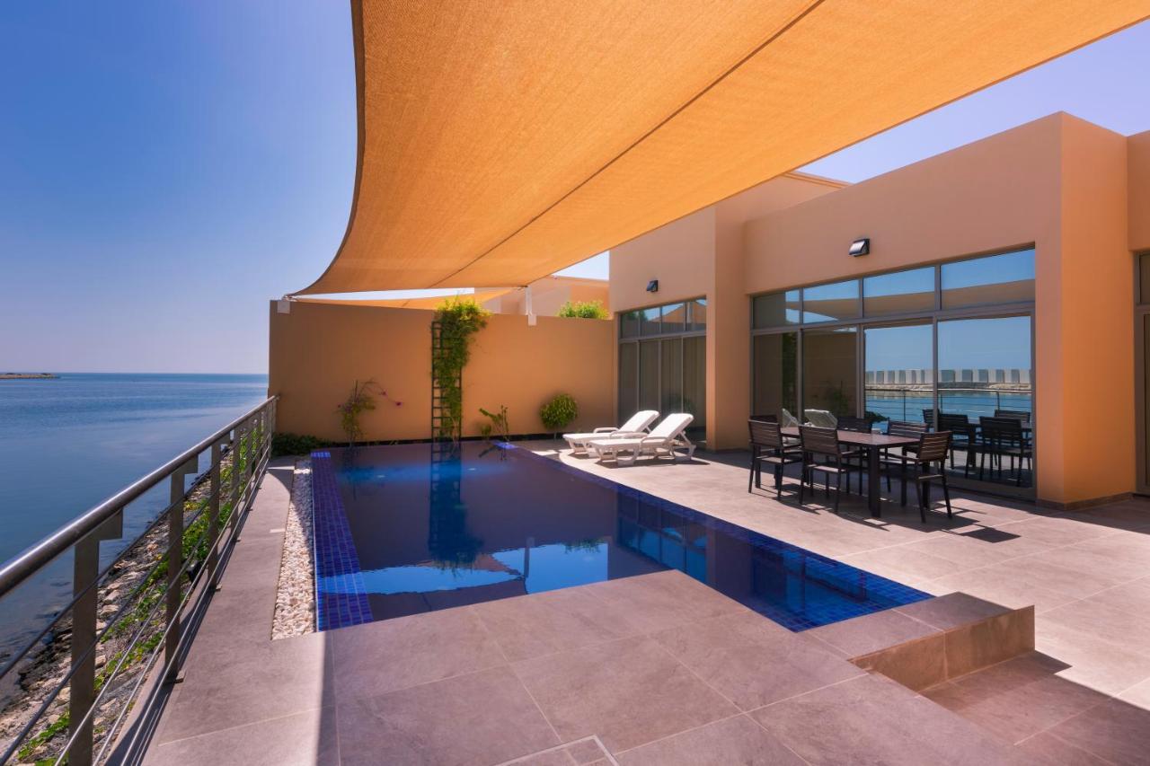 Jaw Resort & Spa Manama Exterior photo