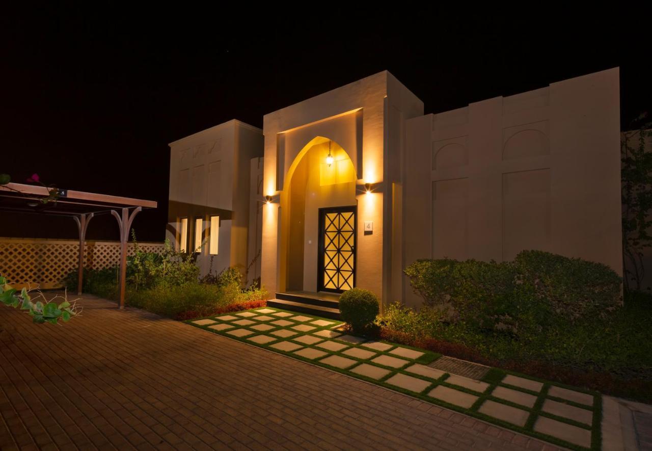 Jaw Resort & Spa Manama Exterior photo