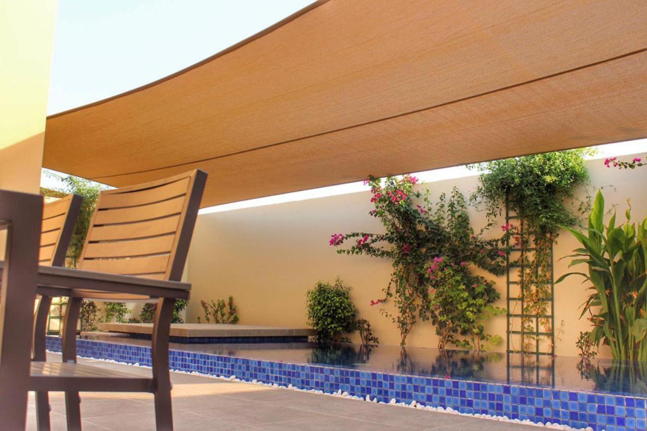 Jaw Resort & Spa Manama Exterior photo