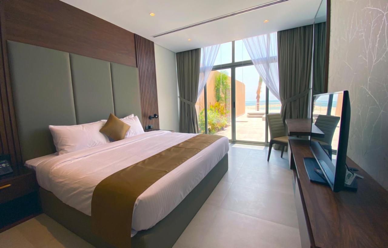 Jaw Resort & Spa Manama Exterior photo