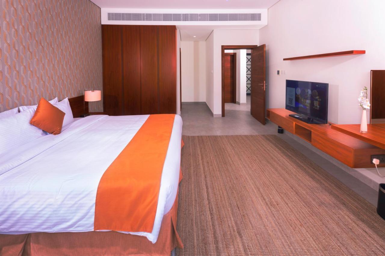 Jaw Resort & Spa Manama Exterior photo