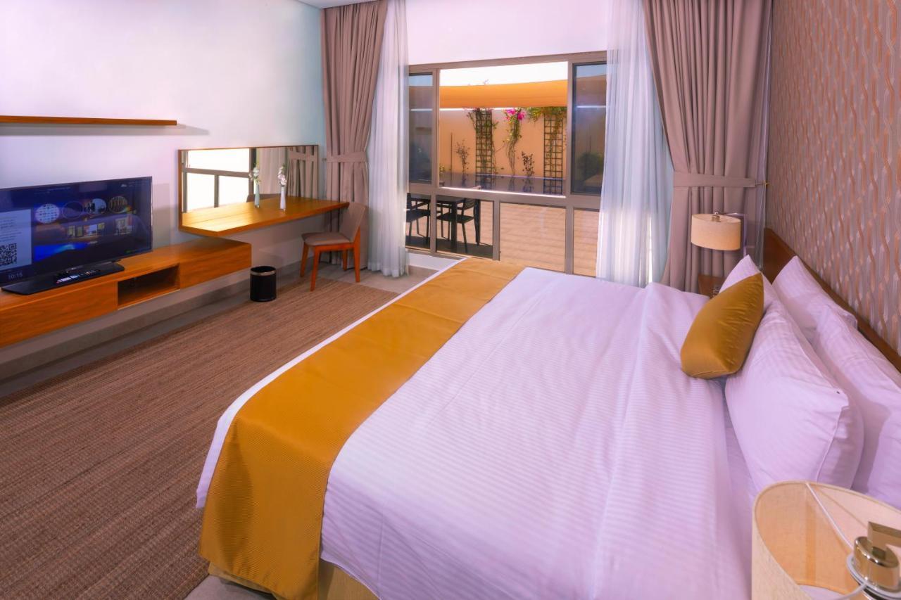 Jaw Resort & Spa Manama Exterior photo