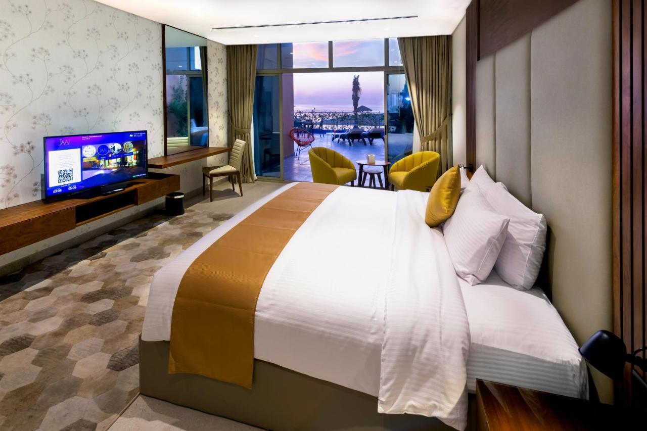 Jaw Resort & Spa Manama Exterior photo