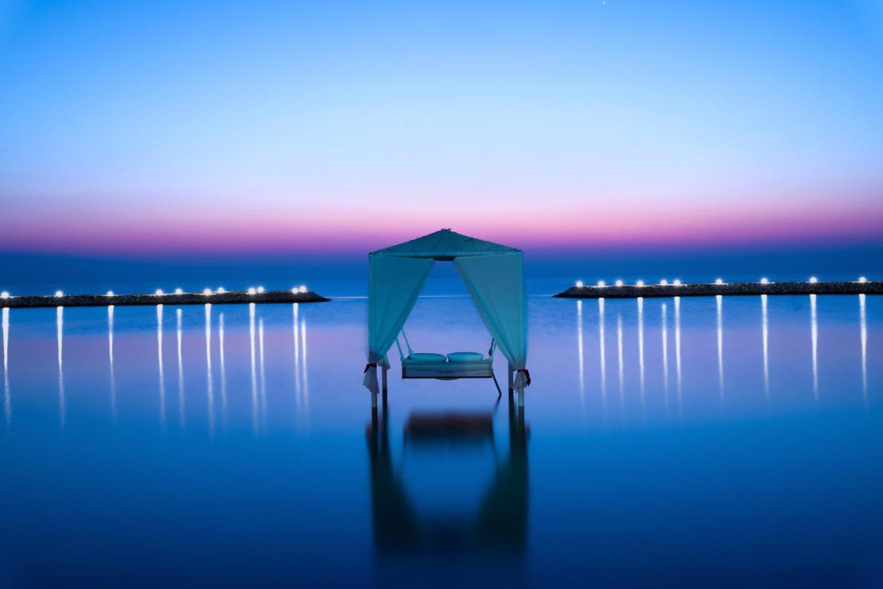 Jaw Resort & Spa Manama Exterior photo