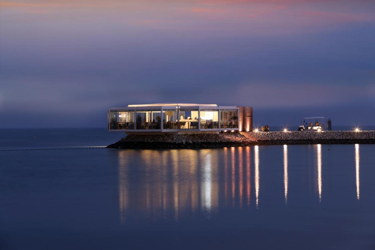 Jaw Resort & Spa Manama Exterior photo
