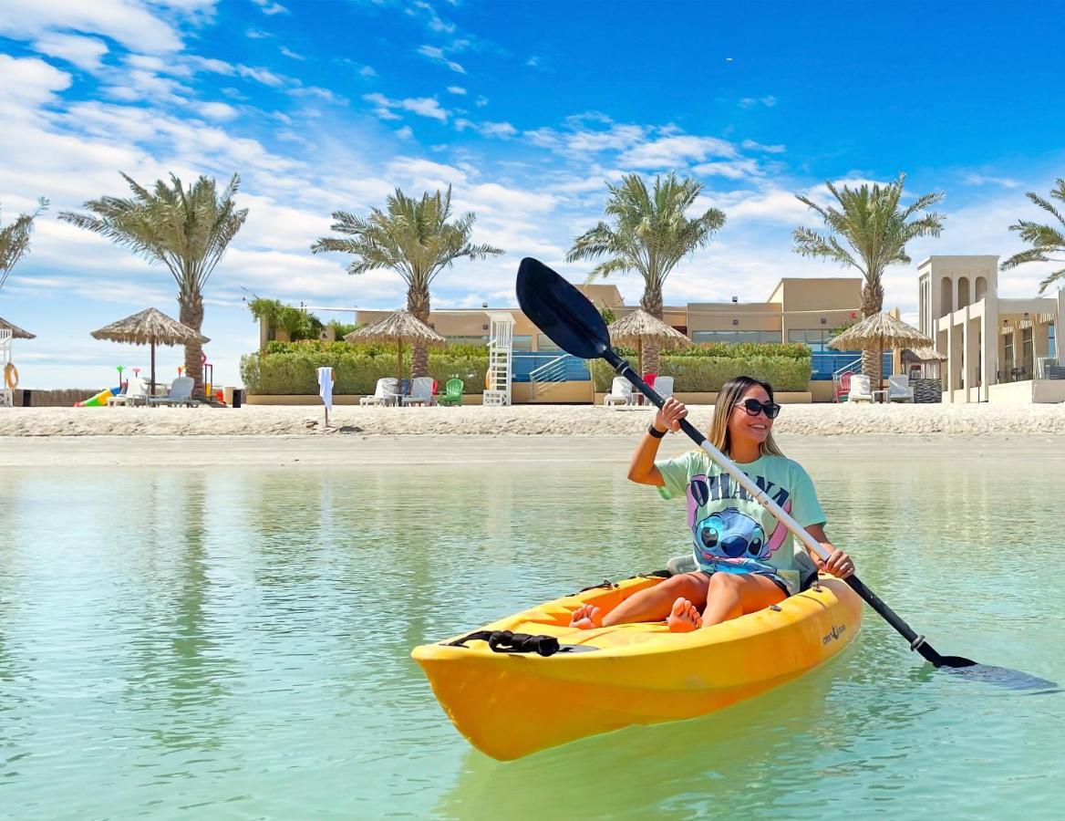 Jaw Resort & Spa Manama Exterior photo