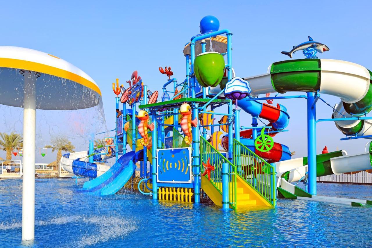 Jaw Resort & Spa Manama Exterior photo