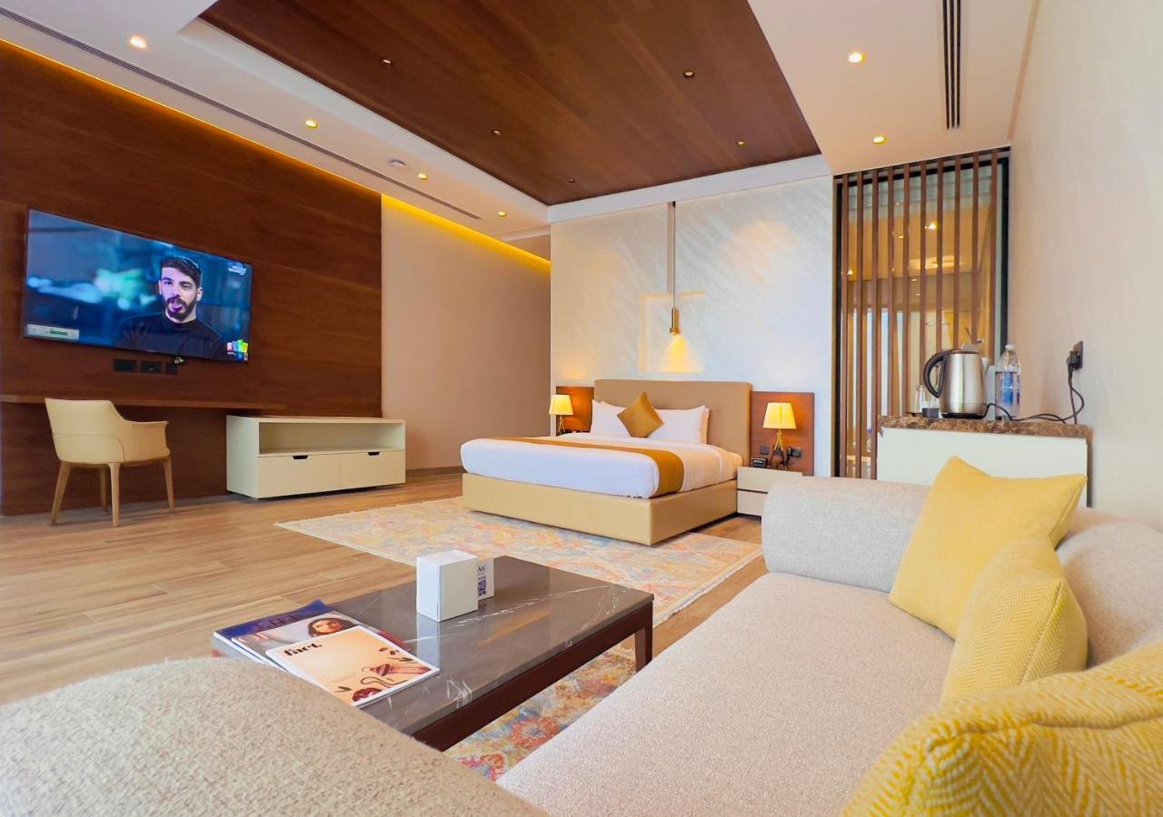 Jaw Resort & Spa Manama Exterior photo