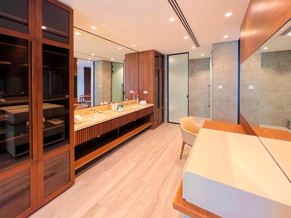 Jaw Resort & Spa Manama Exterior photo