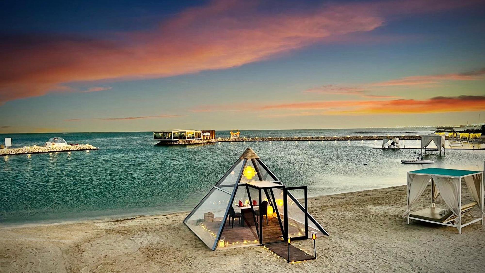 Jaw Resort & Spa Manama Exterior photo