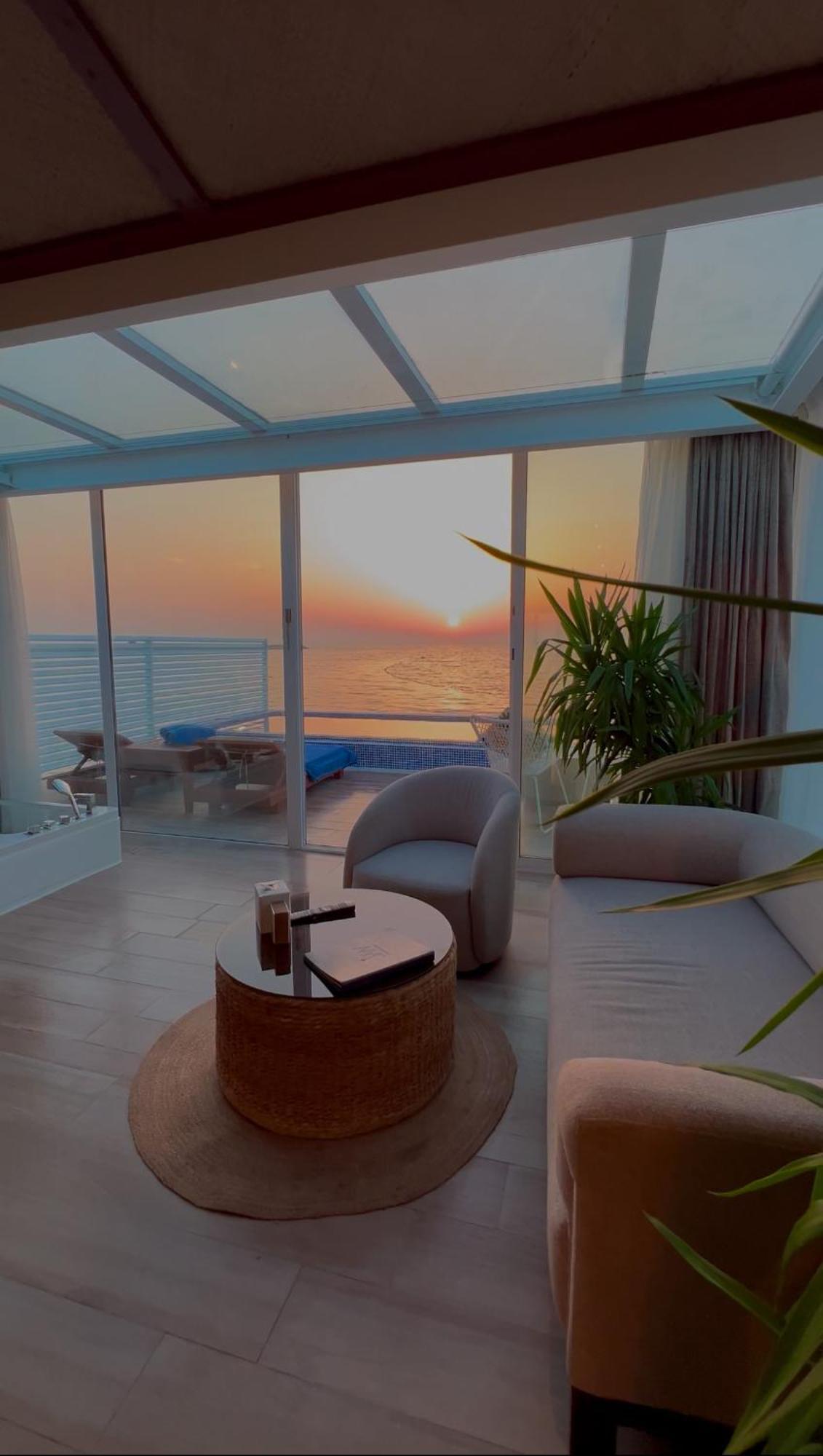Jaw Resort & Spa Manama Exterior photo