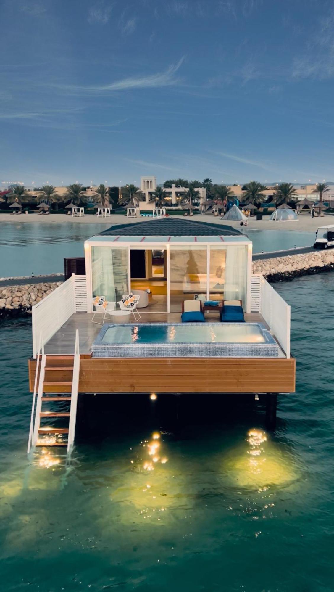 Jaw Resort & Spa Manama Exterior photo